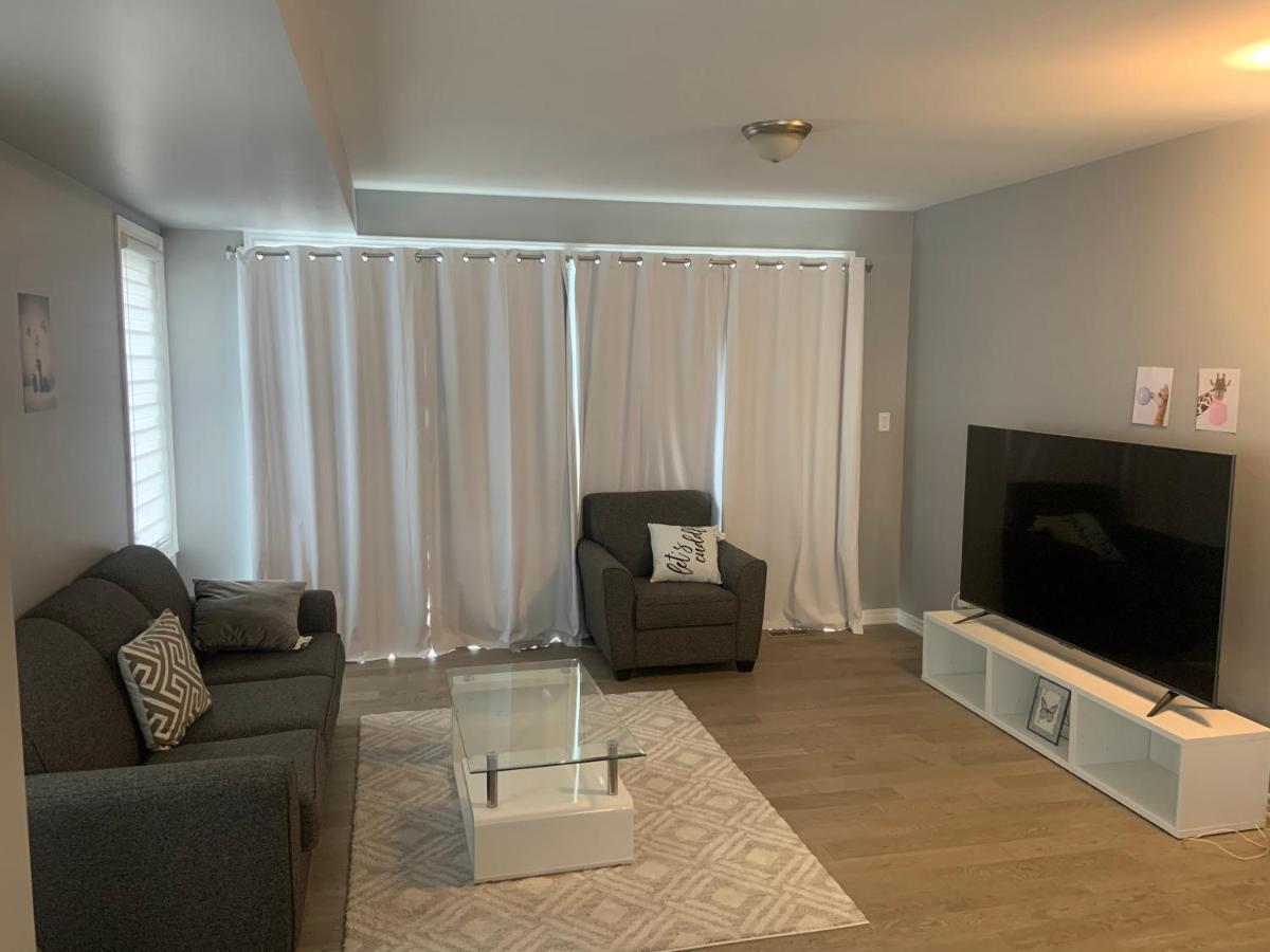Wateridge Luxury Condos Отава Екстериор снимка